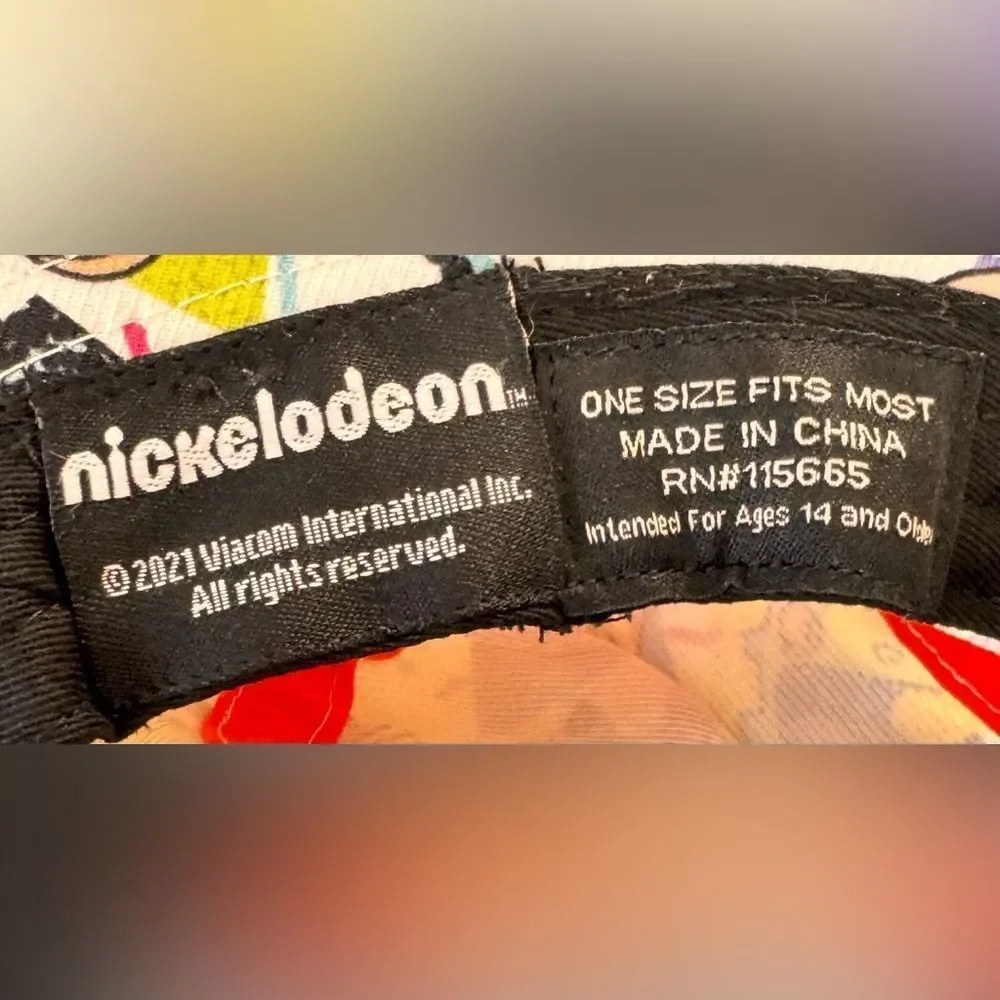 Nickelodeon Kids All Over Graphic Print 90s Retro Cartoon Bucket Hat. OSFM. 14+.